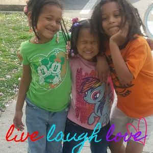 Meet your Posher, Camille